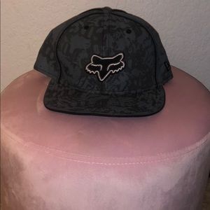 Men’s fox hat